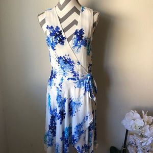 NWOT Lulu’s Blue Floral Wrap Dress Low V